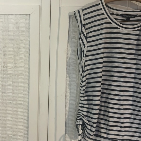 NEW VERONICA BEARD vinci top in off white/marine stripe SZ XL - Picture 5 of 7